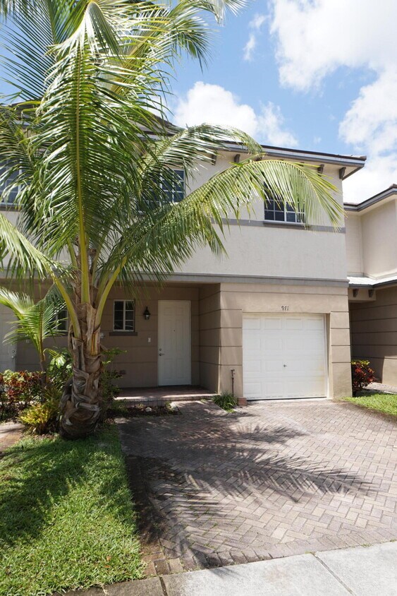 Foto principal - 971 Tortuga Dr