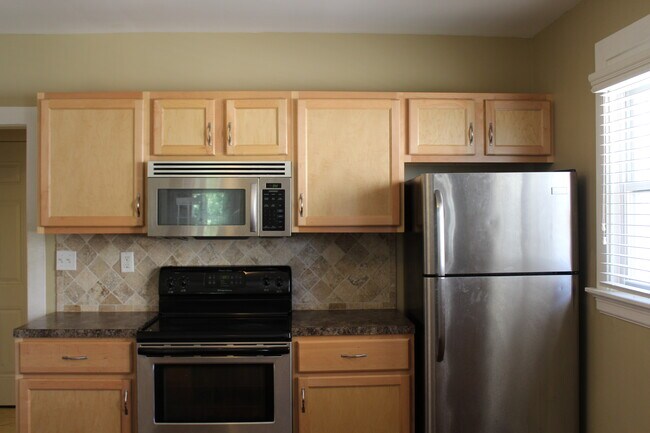 Foto del edificio - 813 Douglas St NW