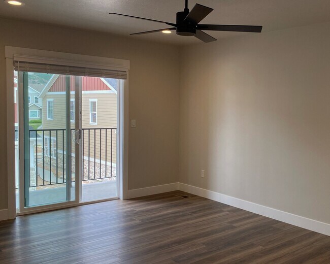 Building Photo - 3134 N 1675 E