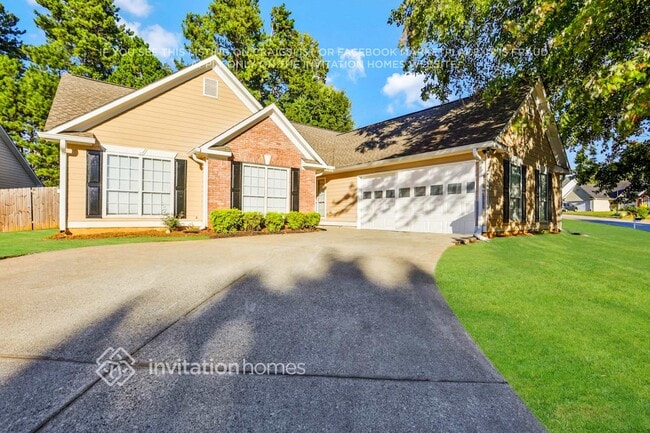Foto del edificio - 795 Avalon Forest Dr NW