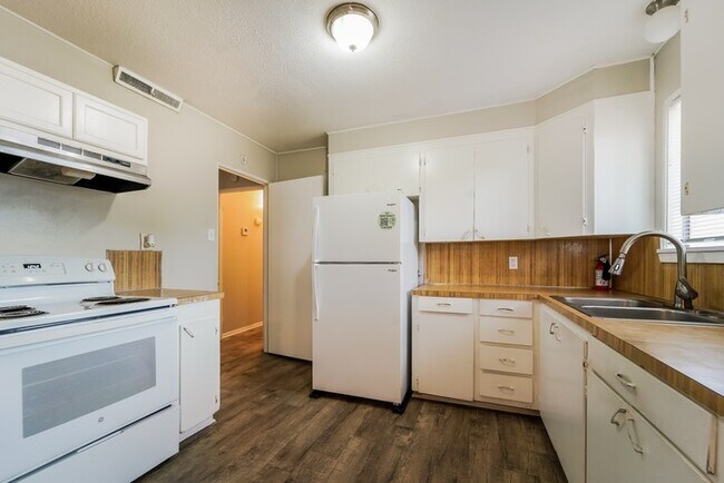 Building Photo - Beautiful 3 Bedroom Home in Jackson!