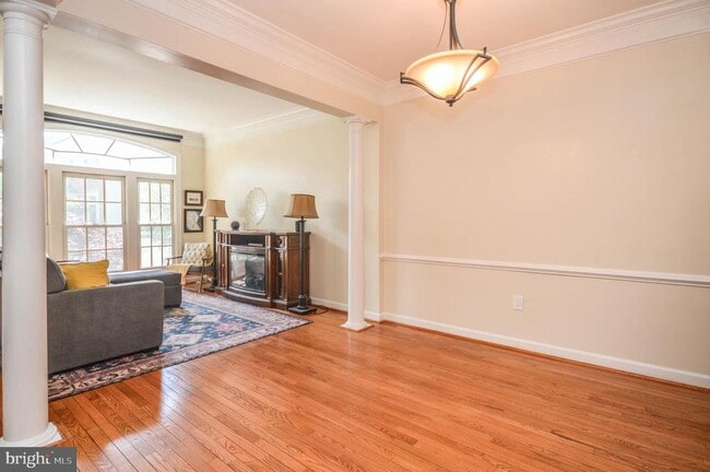 Building Photo - 6242 Levi Ct