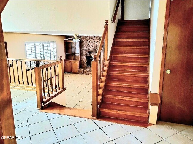 Building Photo - 11824 Pete Rose Dr