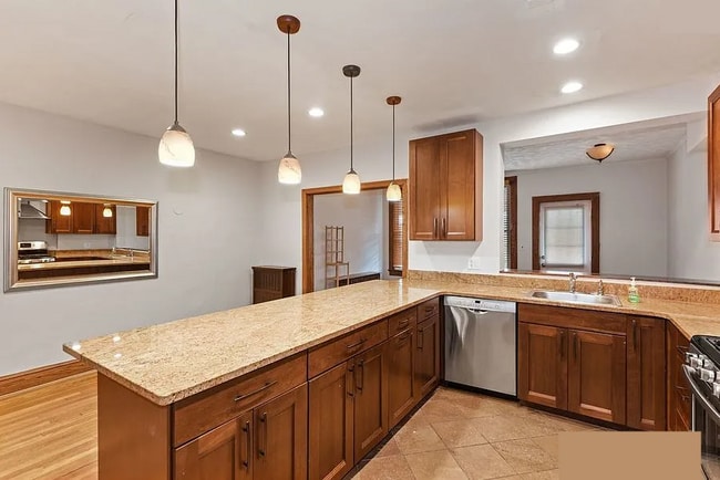 Foto del edificio - 4422 3rd St NW