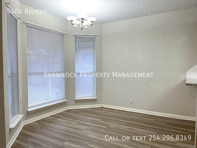 Building Photo - Great Location near Hewitt Elementary