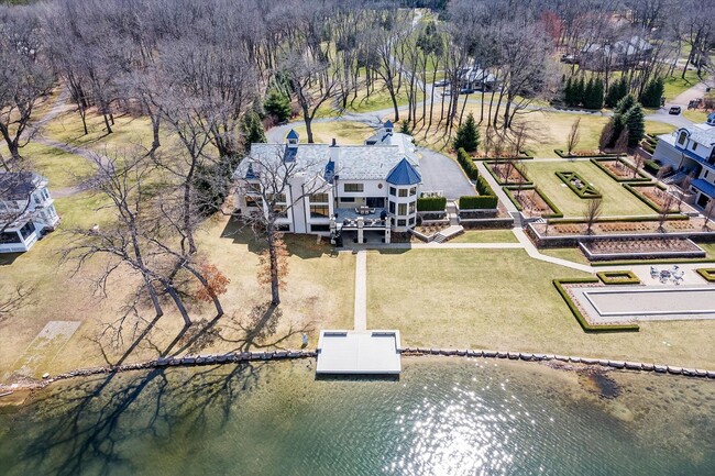 Foto del edificio - 8730 Richardson Rd