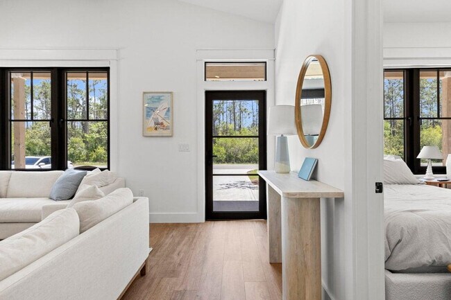 Foto del edificio - 783 Indian Woman Rd