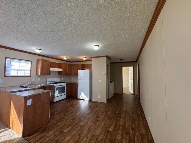 Foto del edificio - 4170 Lilac Ln