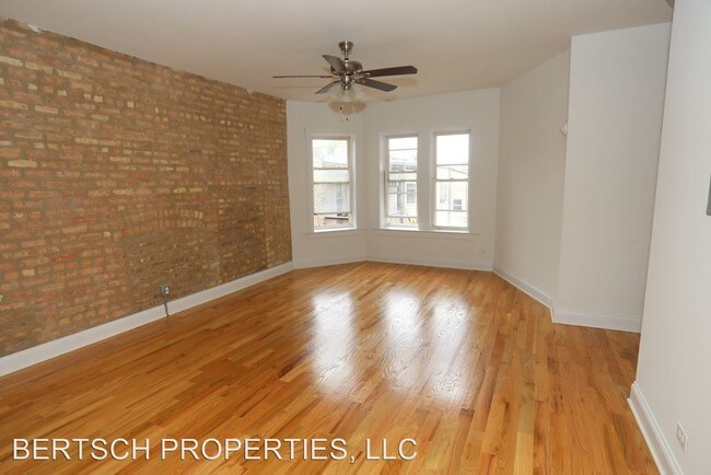 Building Photo - 4705-4707 N Troy St