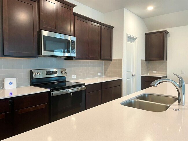 Foto del edificio - 219 Chickasaw Ln
