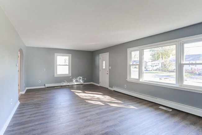 Foto del edificio - 3 Bedroom home in Silver Spring Twp.