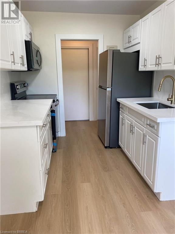 Photo principale - 151 Siebert Ave