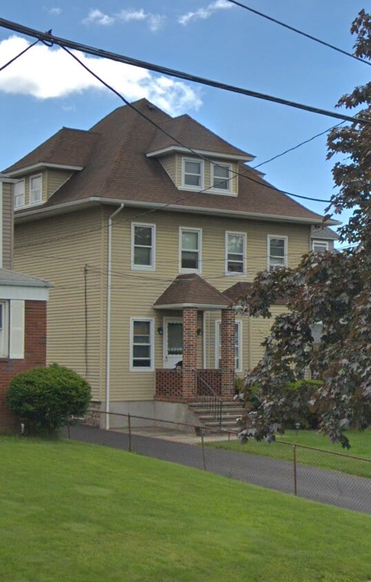 10 Monroe Pl, Port Chester, NY 10573 Apartments in Port Chester, NY