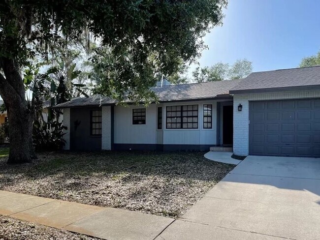 Foto del edificio - 3 Bedroom, 2 bathroom, Single Family Home ...