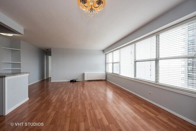 Foto del edificio - 6157 N Sheridan Rd