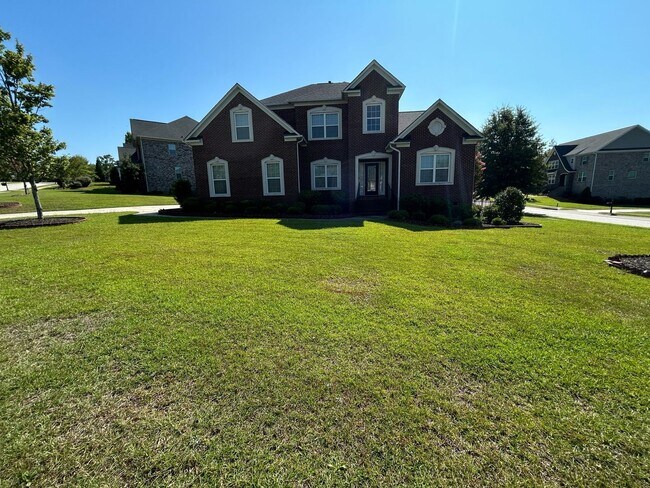 Foto del edificio - Beautiful 4Bed/2.5 Bath Home in Wren Creek!