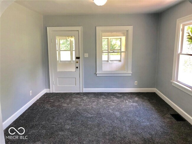 Foto del edificio - 3854 S Sherman Dr