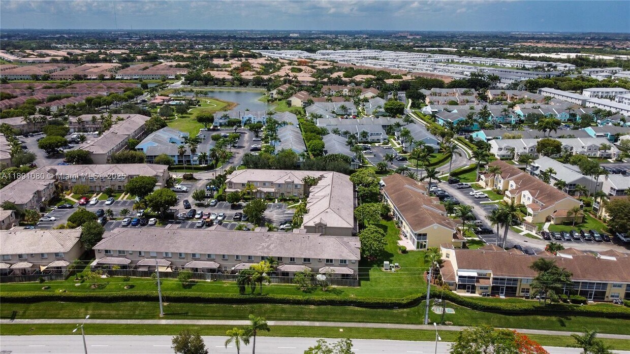 Foto principal - 2242 SE 26th Ln
