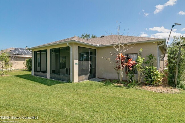 Building Photo - 1842 Laramie Cir