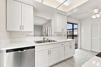 Building Photo - 16762 Viewpoint Ln