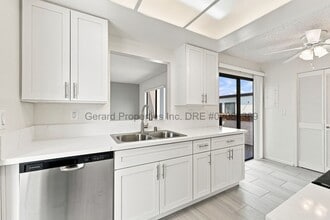 Building Photo - 16762 Viewpoint Ln