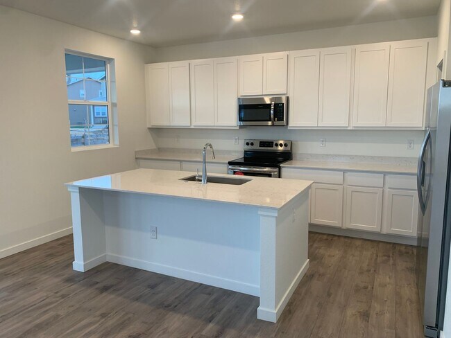 Building Photo - Brand New Corner lot in Parkdale Community...