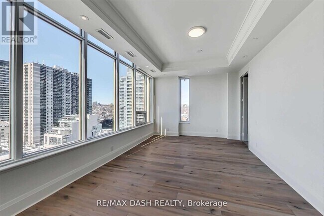 Photo du bâtiment - 151 Avenue Rd