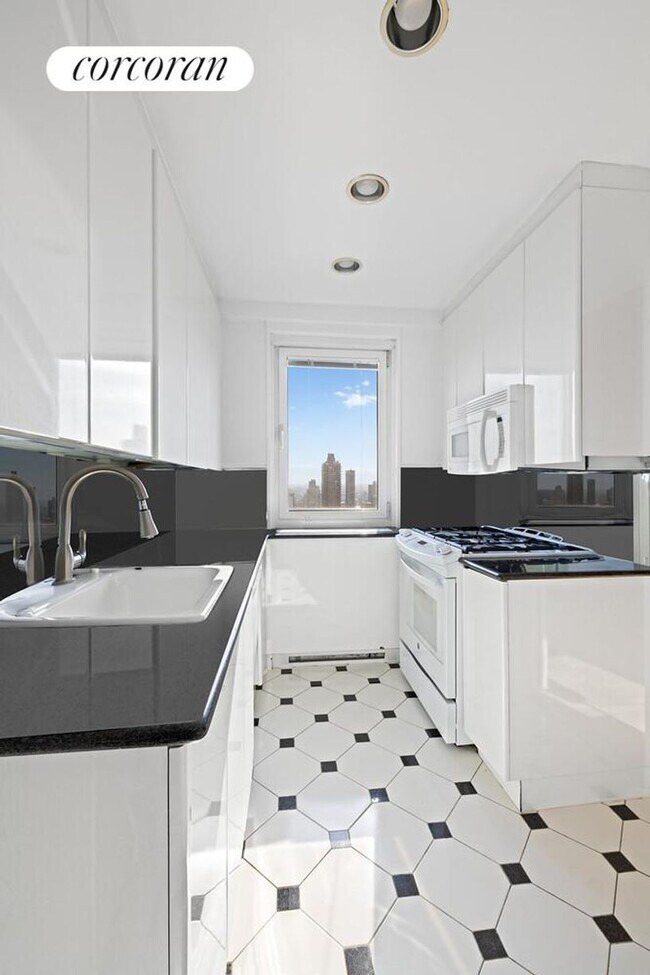 Foto del edificio - 45 E 89th St