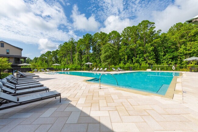 Building Photo - 11830 Buckfield Cir