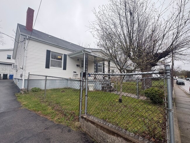 Photo - 621 Addison Avenue House