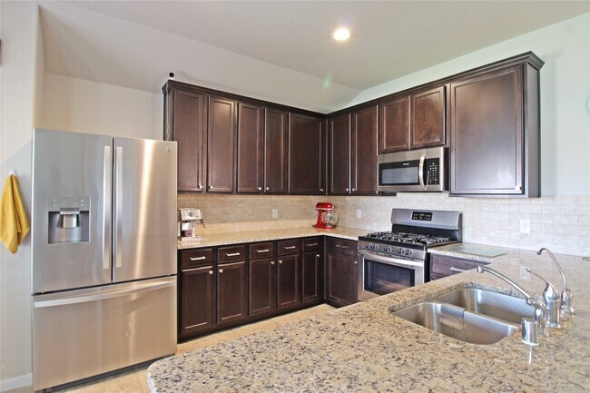 Building Photo - 4019 Spurwing Ln