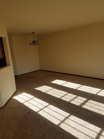 Dining Room - 4180 Williamsburg Ct