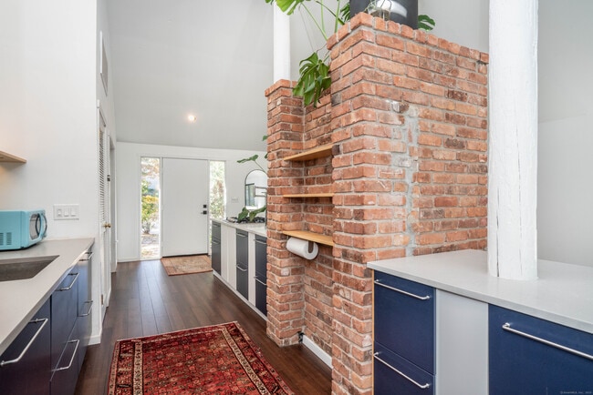 Building Photo - 1 Morningside Ct