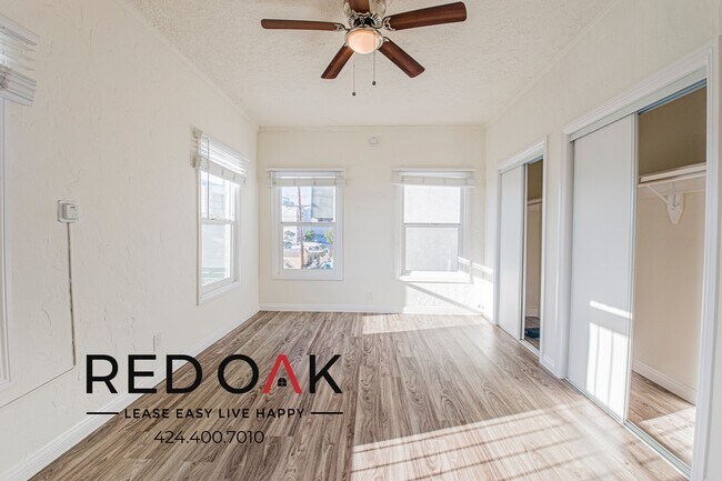 Foto del edificio - 921 S Bonnie Brae St