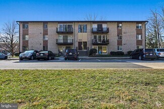 Building Photo - 4106 Mangalore Dr
