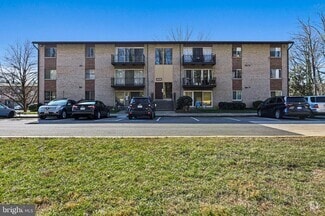 Building Photo - 4106 Mangalore Dr