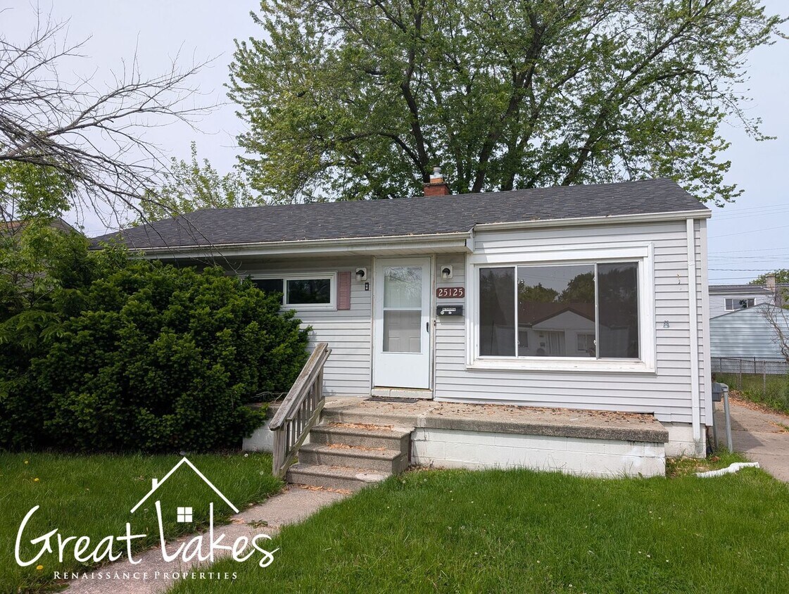 Foto principal - Charming 3 Bedroom 2 Bathroom now availabl...