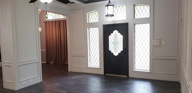 Foto del edificio - 7451 Lake Ridge Rd