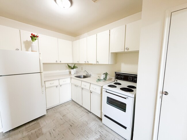 Building Photo - 1140 Ramsey View Ct