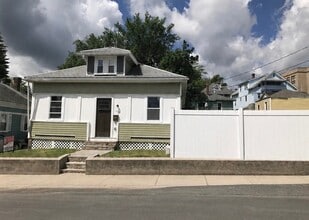 Building Photo - 178 Harrison Ave