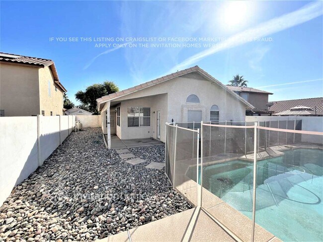 Building Photo - 2424 N 125th Dr
