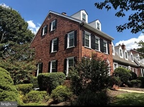 Building Photo - 25 Commanders Dr