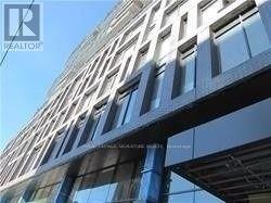 Building Photo - 111 Bathurst St