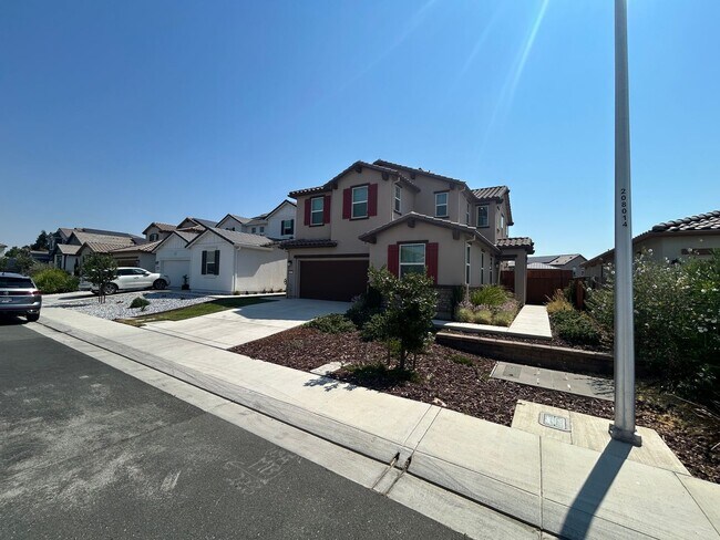 Foto del edificio - Beautiful Modern 5-Bedroom Home in Antioch