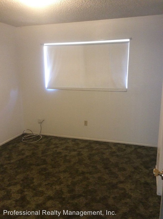 Building Photo - 3840 White Ln