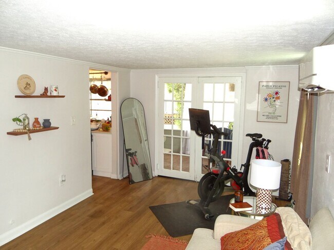 Foto del edificio - 1 bed / 1 bath rental in Seminole Heights