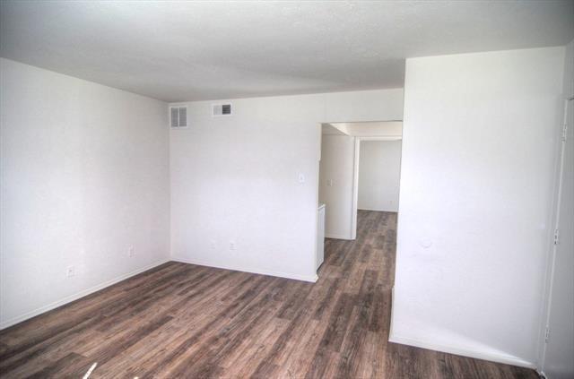 Building Photo - 1826 Randolph Dr