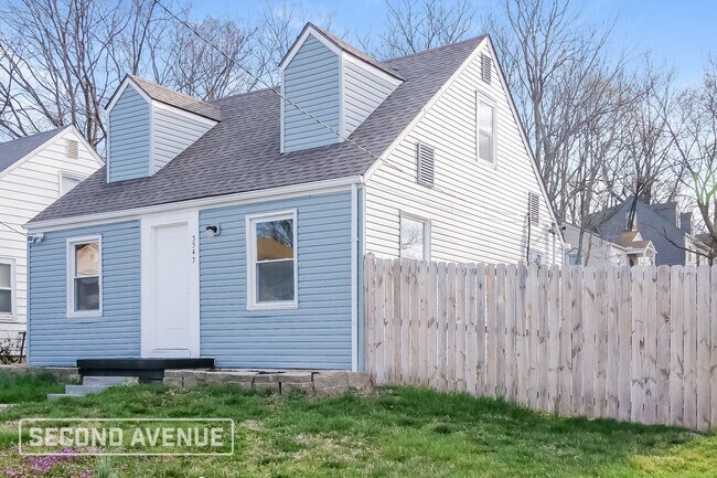 Building Photo - 3547 Jackson Ave