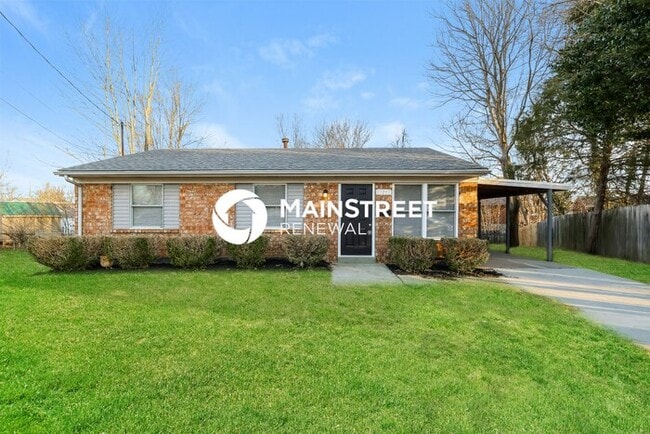 5 Bedroom Pet-Friendly Home in Louisville, KY with Main Street Renewal - 5 Bedroom Pet-Friendly Home in Louisville, KY with Main Street Renewal