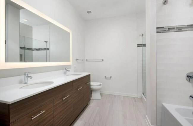 Foto del edificio - 820 N Orleans St